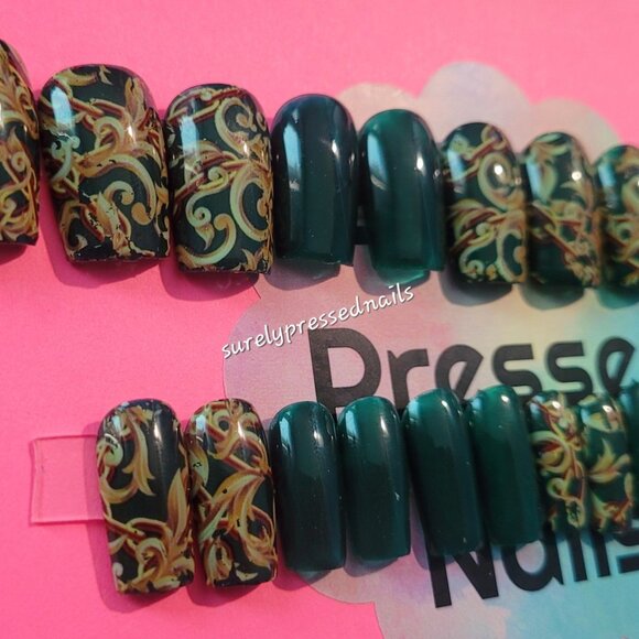 Green and Yellow Abstract Design Short Square Press on Nails - Picture 1 of 3